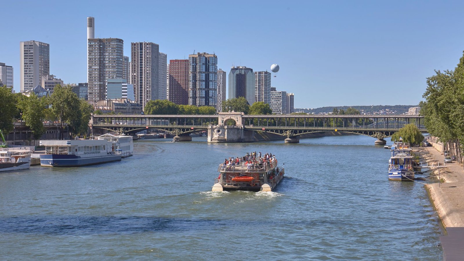 Crucero por el Sena - visita turística